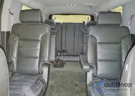 2015 GMC Yukon Xl Denali z USA, uszkodzony, nr VIN 1GKS2JKJ7FR232148